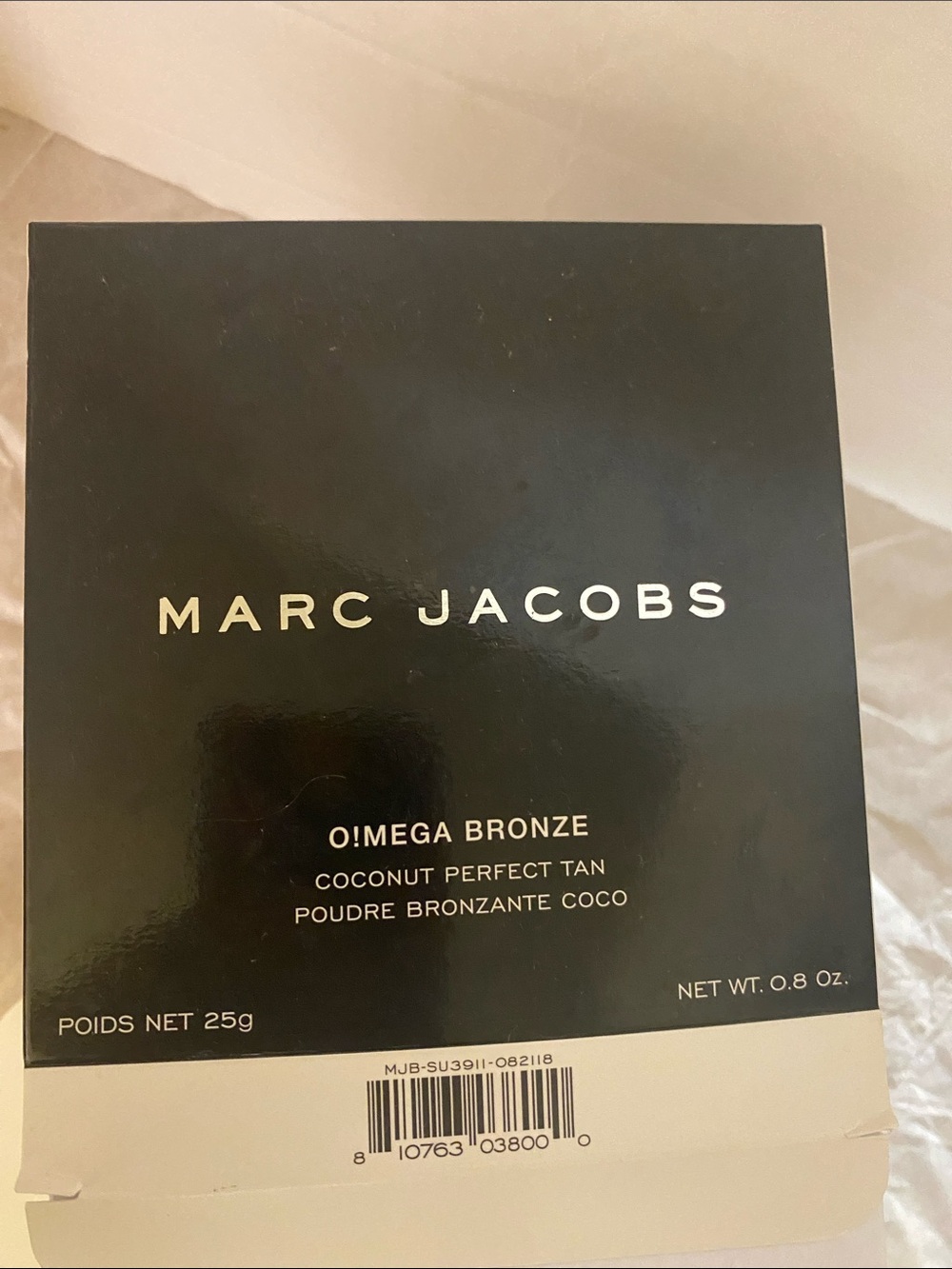 Marc Jacobs Black & Gold O!Mega Bronze Coconut Powder